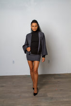 Load image into Gallery viewer, Grey short kimono jacket with front pockets